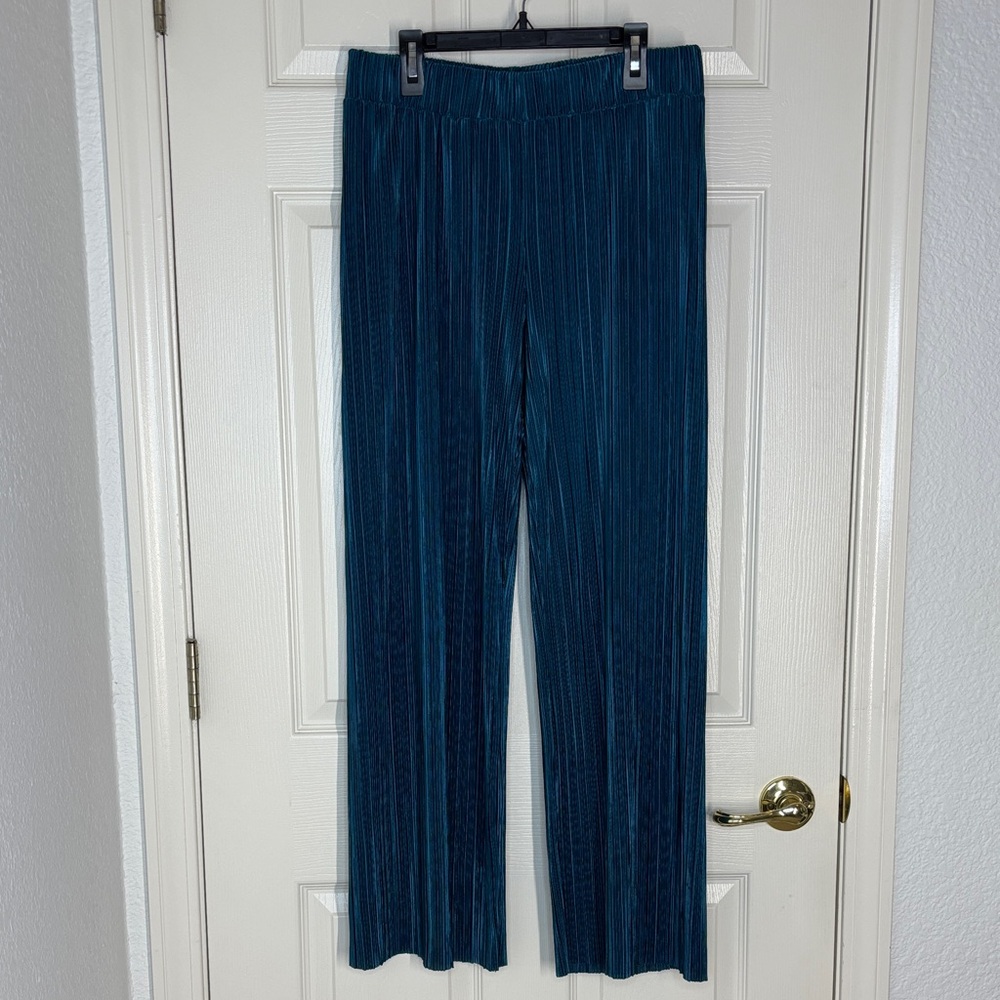 G by Giuliana Teal Pleated Palazzo Pants - Picture 2 of 10